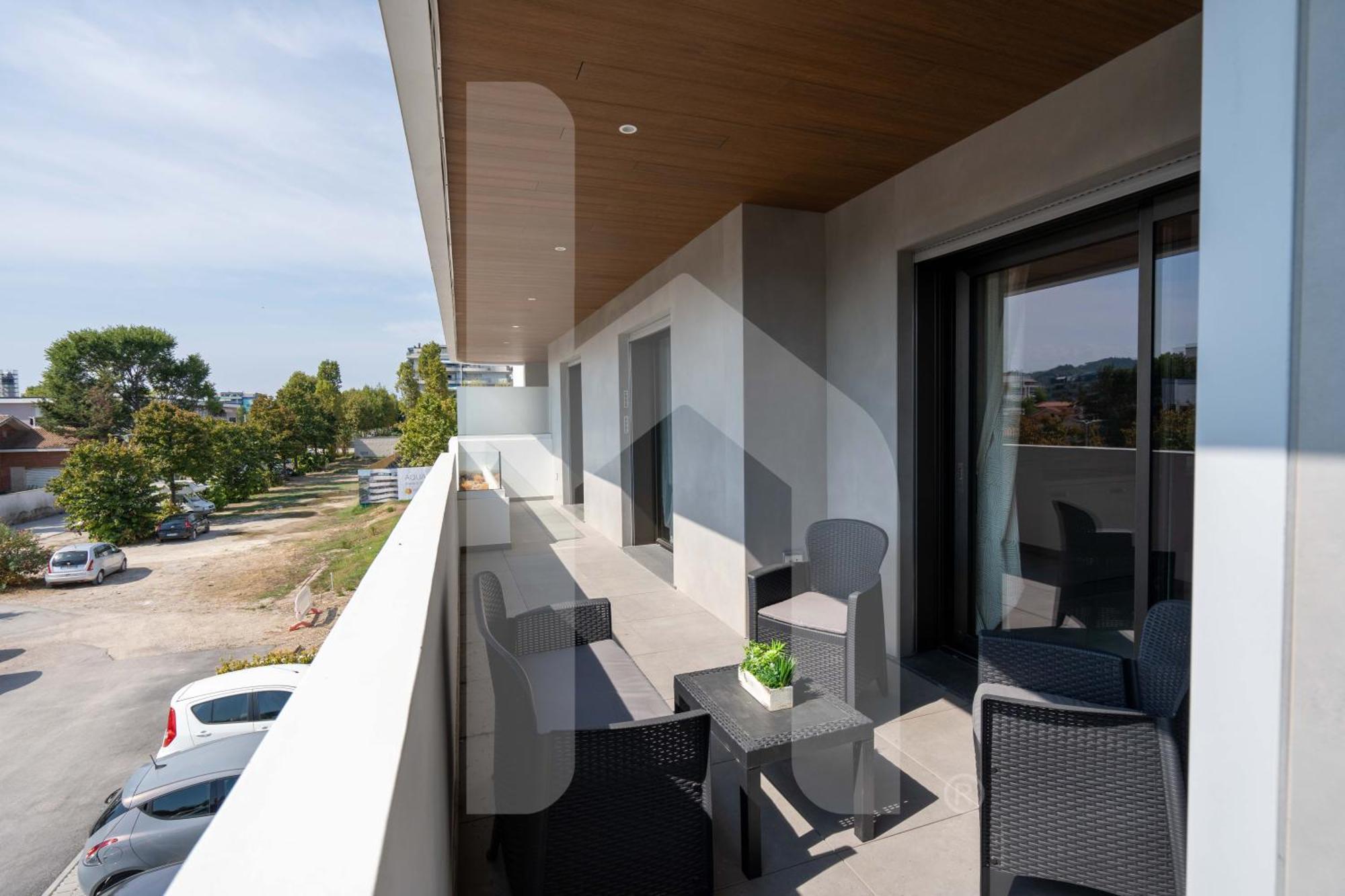 Homiday - Waterfront Montesilvano Exterior photo