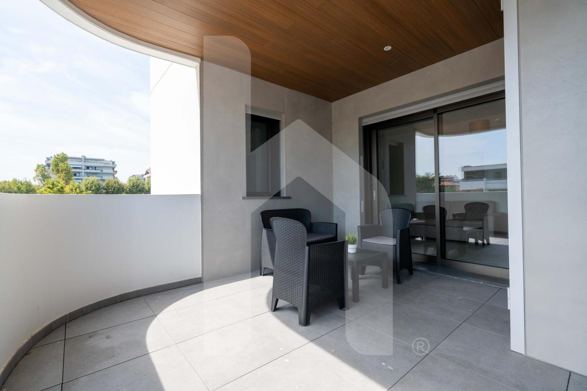 Homiday - Waterfront Montesilvano Exterior photo