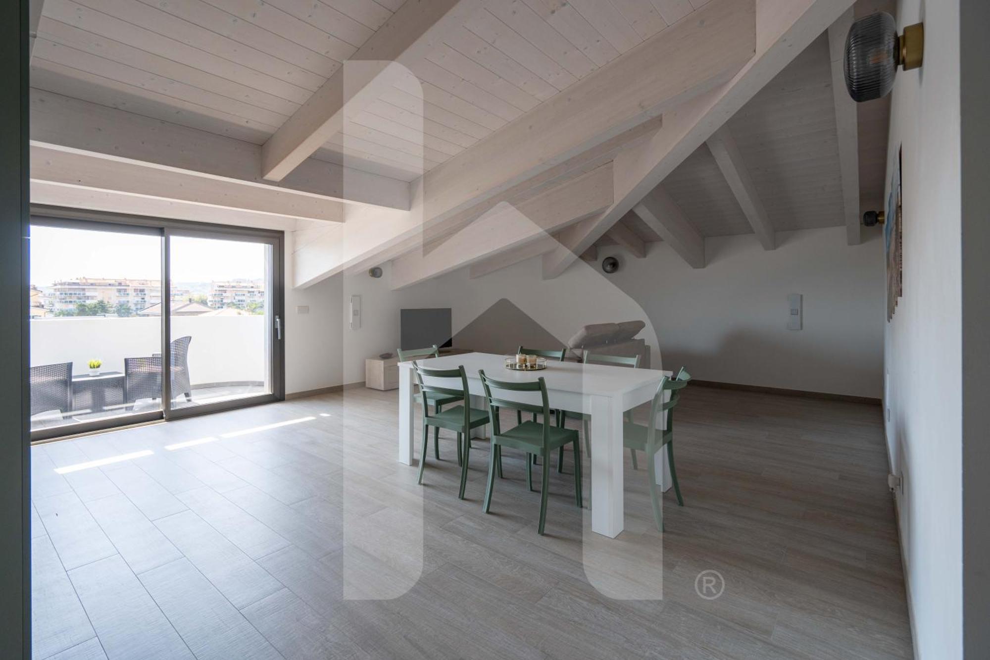Homiday - Waterfront Montesilvano Exterior photo