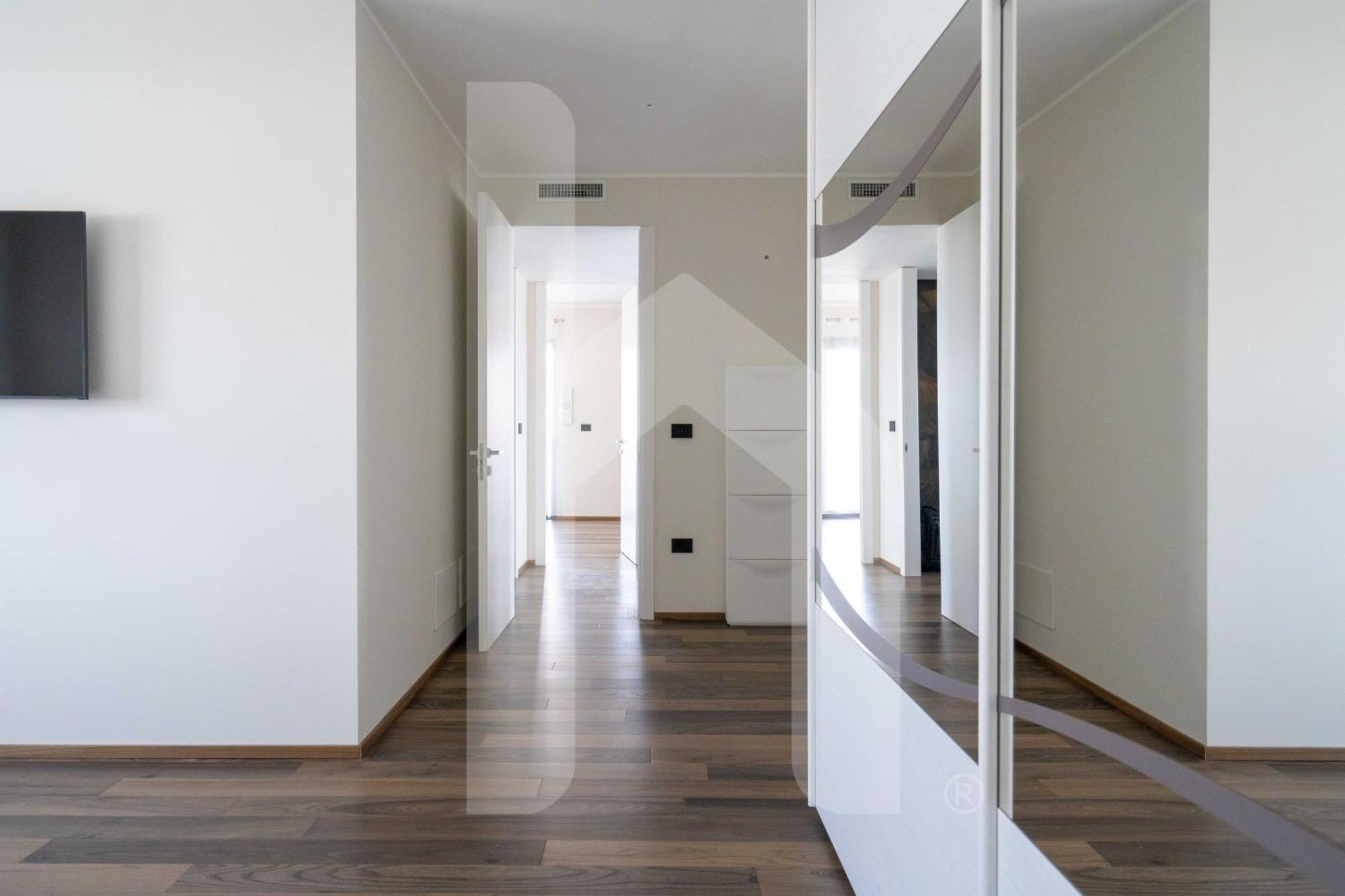 Homiday - Waterfront Montesilvano Exterior photo